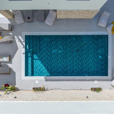 בית נופש Aura Sun Homes By Nomads *