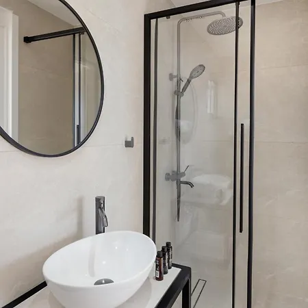 בית נופש Aura Sun Homes By Nomads