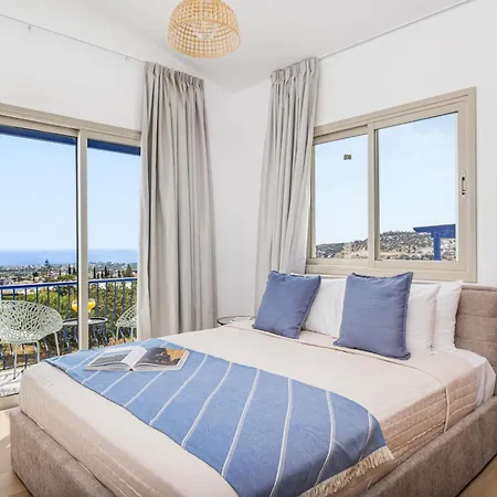 Aura Sun Homes By Nomads בית נופש *