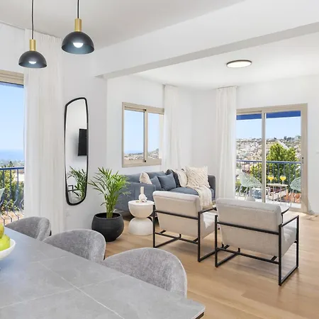 Aura Sun Homes By Nomads בית נופש *
