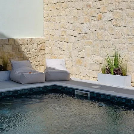 Aura Sun Homes By Nomads בית נופש *