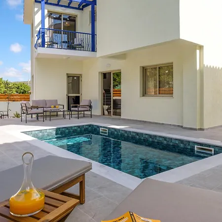 Aura Sun Homes By Nomads בית נופש